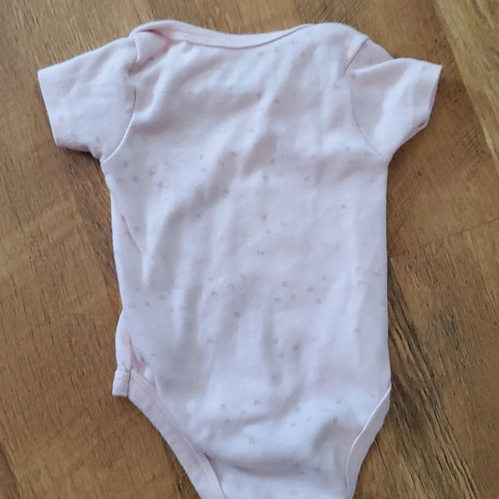 Girls Onesies 2 Pack with Hair Bow‎ Size 3-6M Chick Pea and Carters